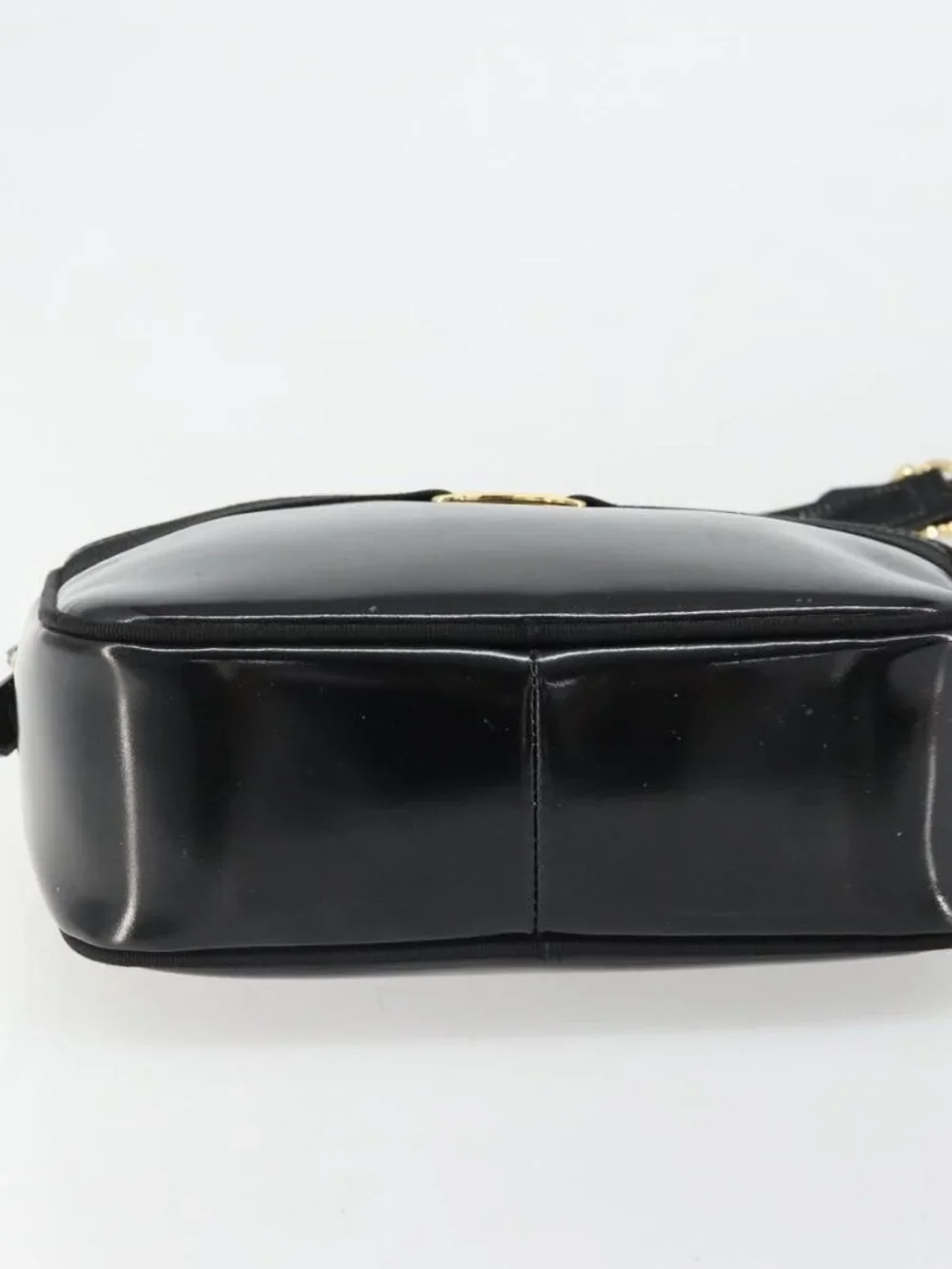 Salvatore Ferragamo Shoulder Bag Patent Leather Black Gold Auth BA13465